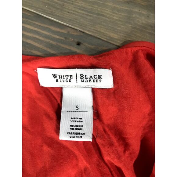 White House Black Market red sleeveless ruffle blouse women's size small - Picture 4 of 4